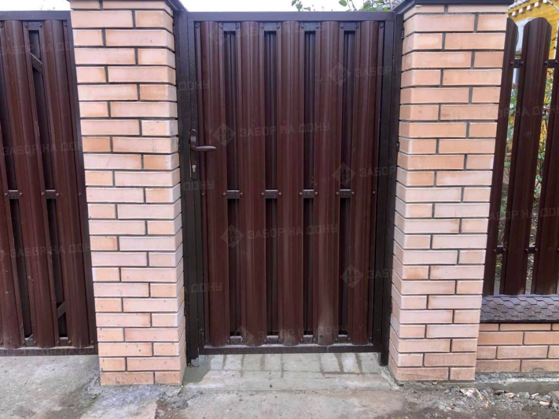 Калитка из евроштакетника  в Бердянске